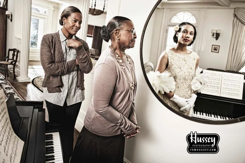 N-56-0114-Singer-Caregiver.jpg