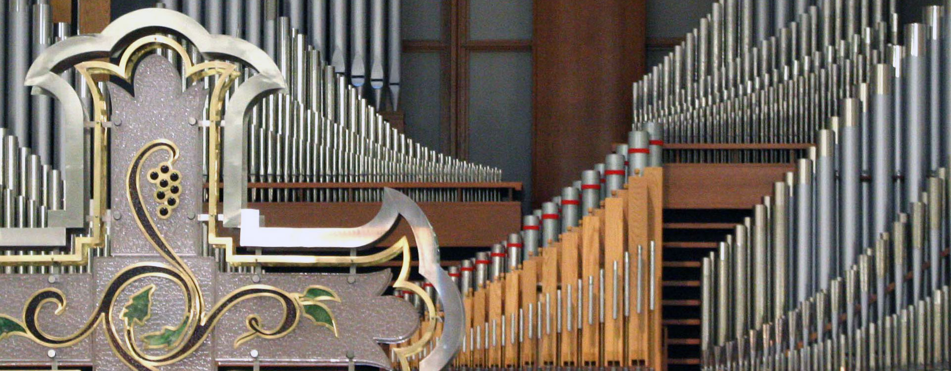 Arborlawn organ closeup.jpg