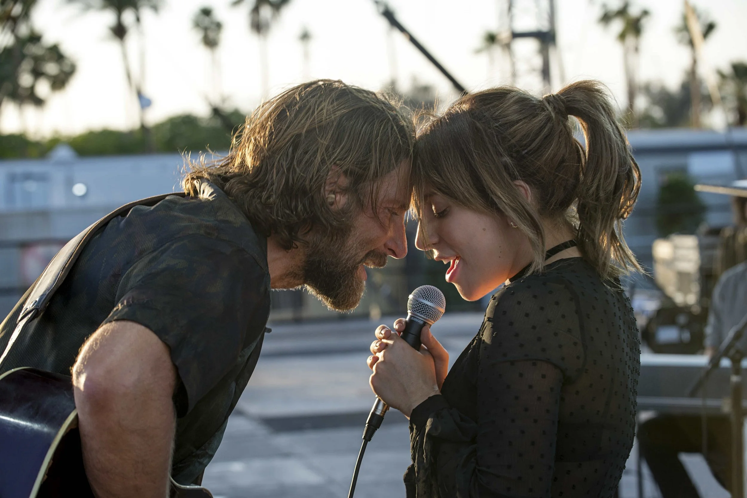 a_star_is_born_bradley_cooper_lady_gaga_credit_neal_preston_.jpg