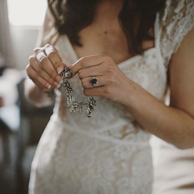 💎 Sapphire Dream 💎 
Photo: @jenalle.los 
Planner: @champagnecedar 
#champagnecedarwed