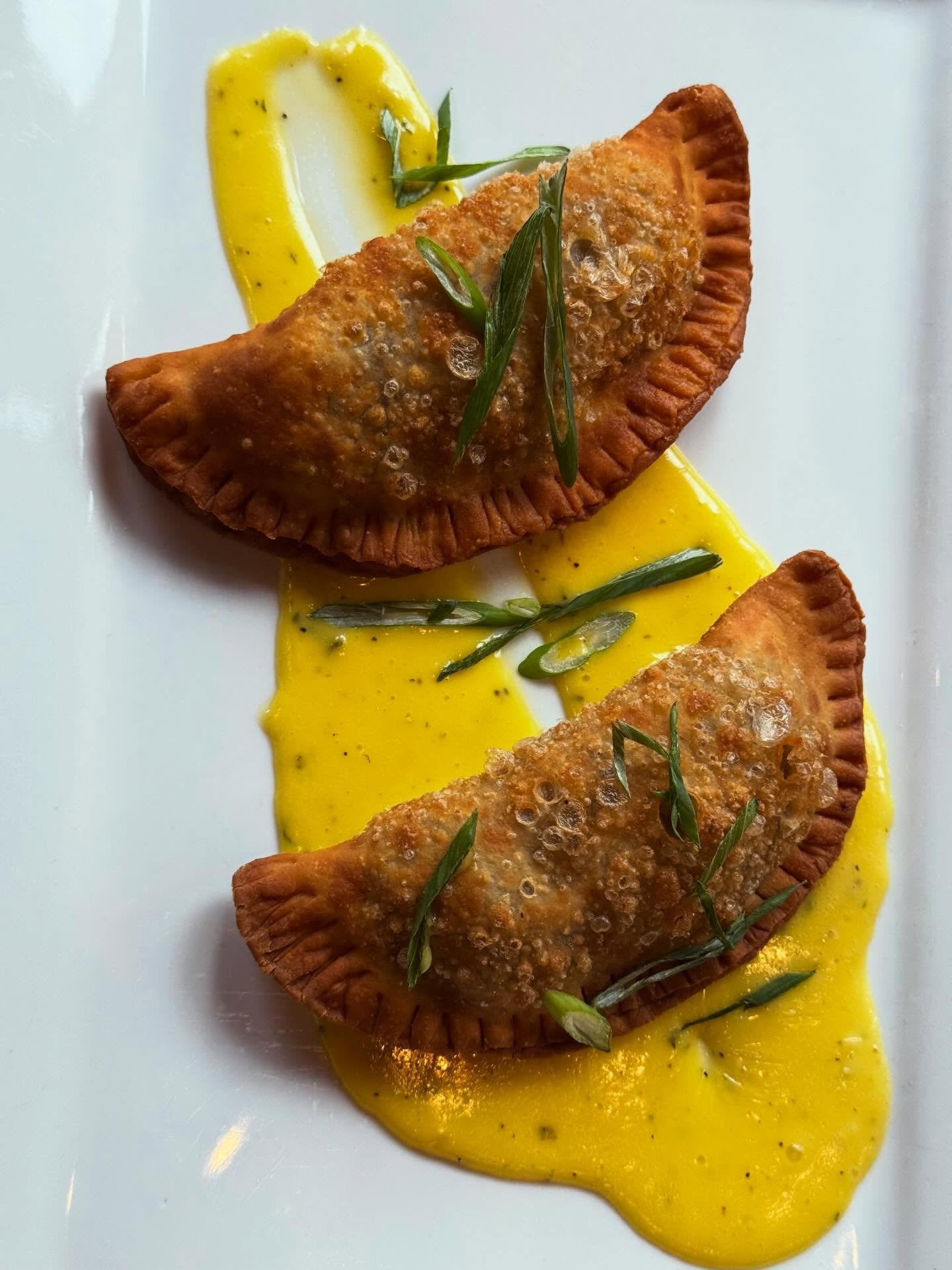 Looking for a pre-game dinner spot? We've got openings! Call (859) 252-1010 or reserve on OpenTable. Tonight's menu features:

Butternut Squash Bisque

Tourti&egrave;re Hand Pies
house b&eacute;arnaise

Fruits de Mer
shrimp, mussels, barramundi, arra