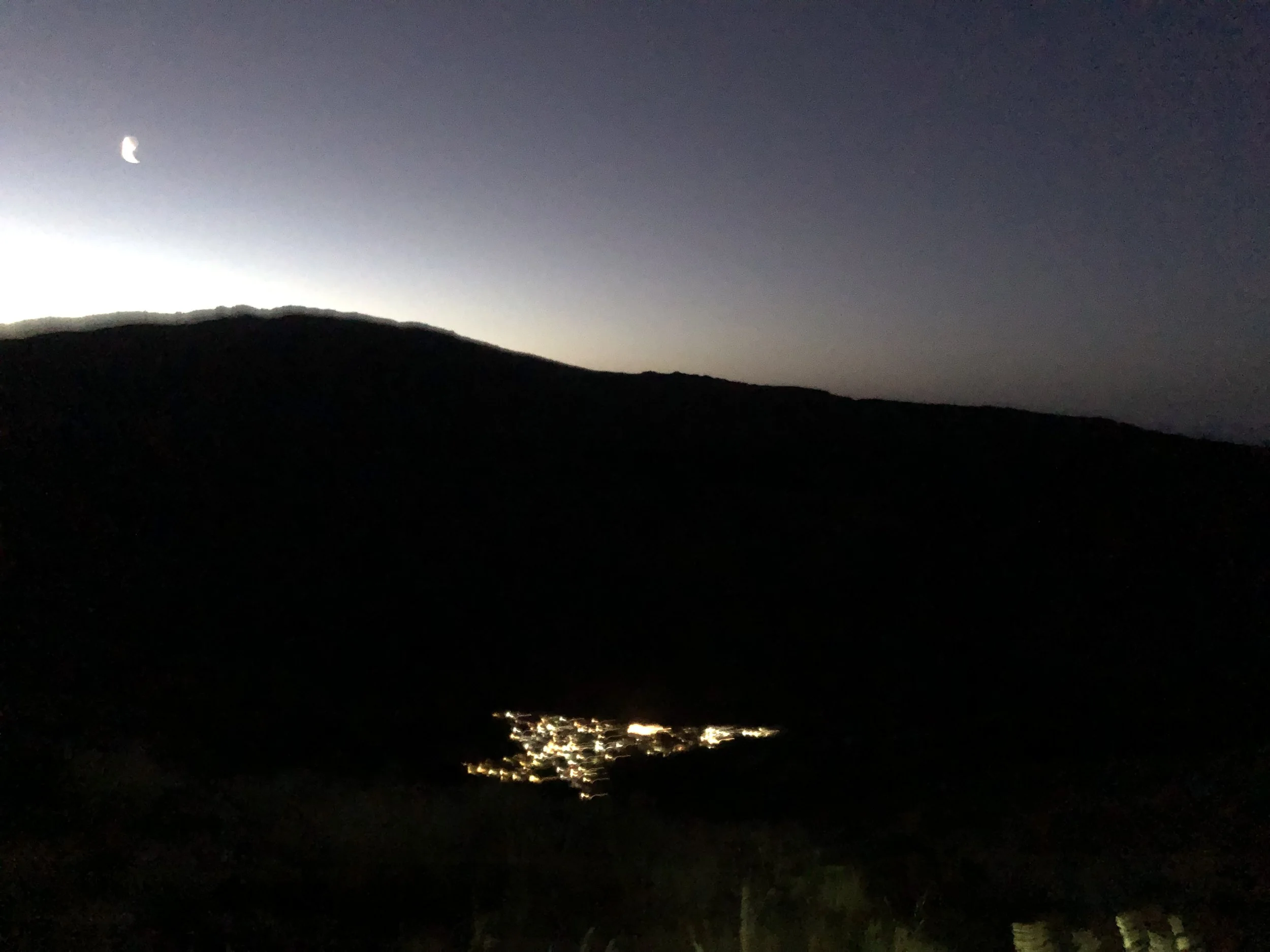Morning! That same view, from the other side. At 4am.