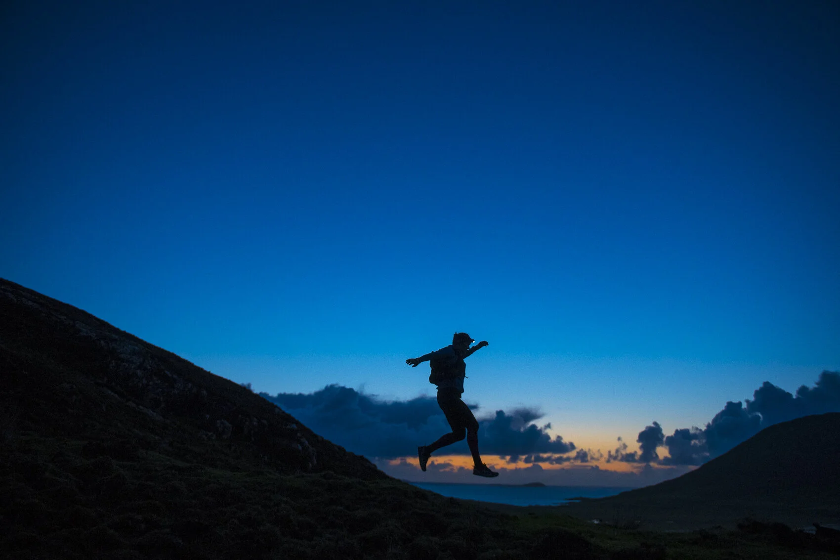 Gillian nailing the leap shot. Photo: Leo Francis/Rat Race Adventure Sports
