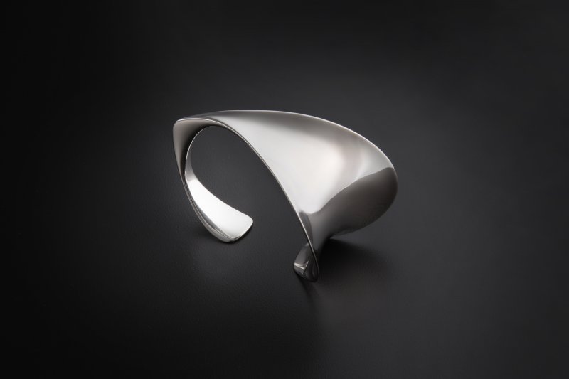Wide Tapered Band.jpg