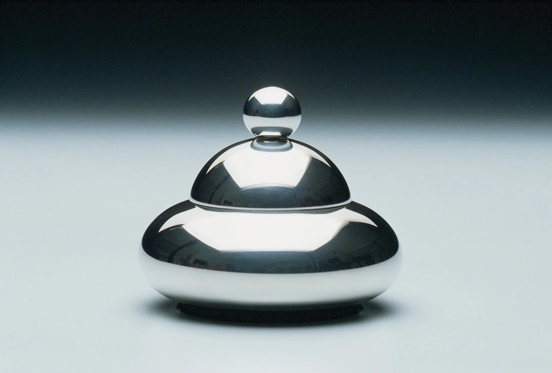 pewter sugar bowl.jpg
