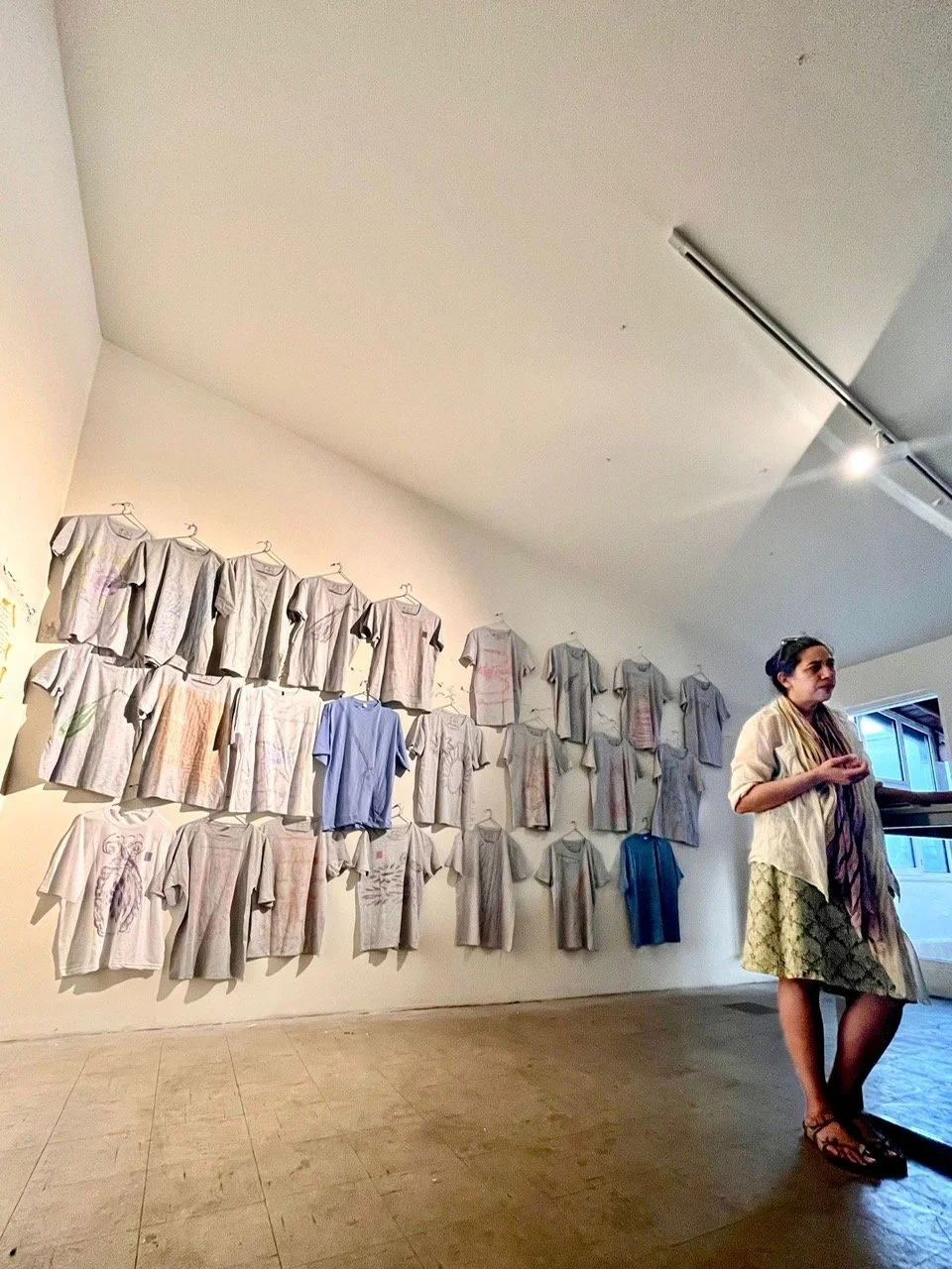 Searching Traces - T-shirts made with frottages with Tarik and Mesut from the Association of the Visually Impaired, Turkiye, 2023