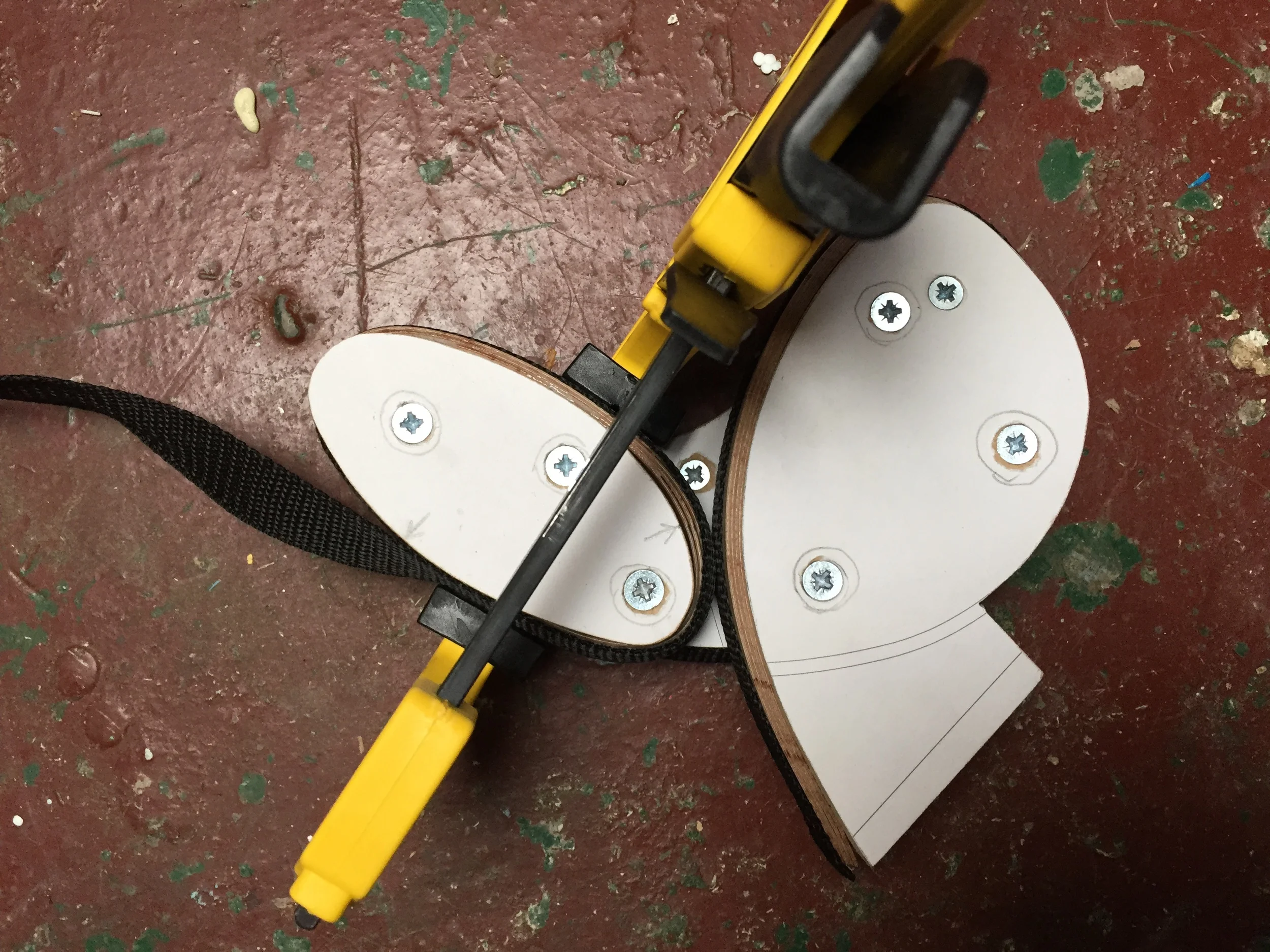 split easy chair laminating in tension step 2 (fifth scale model)