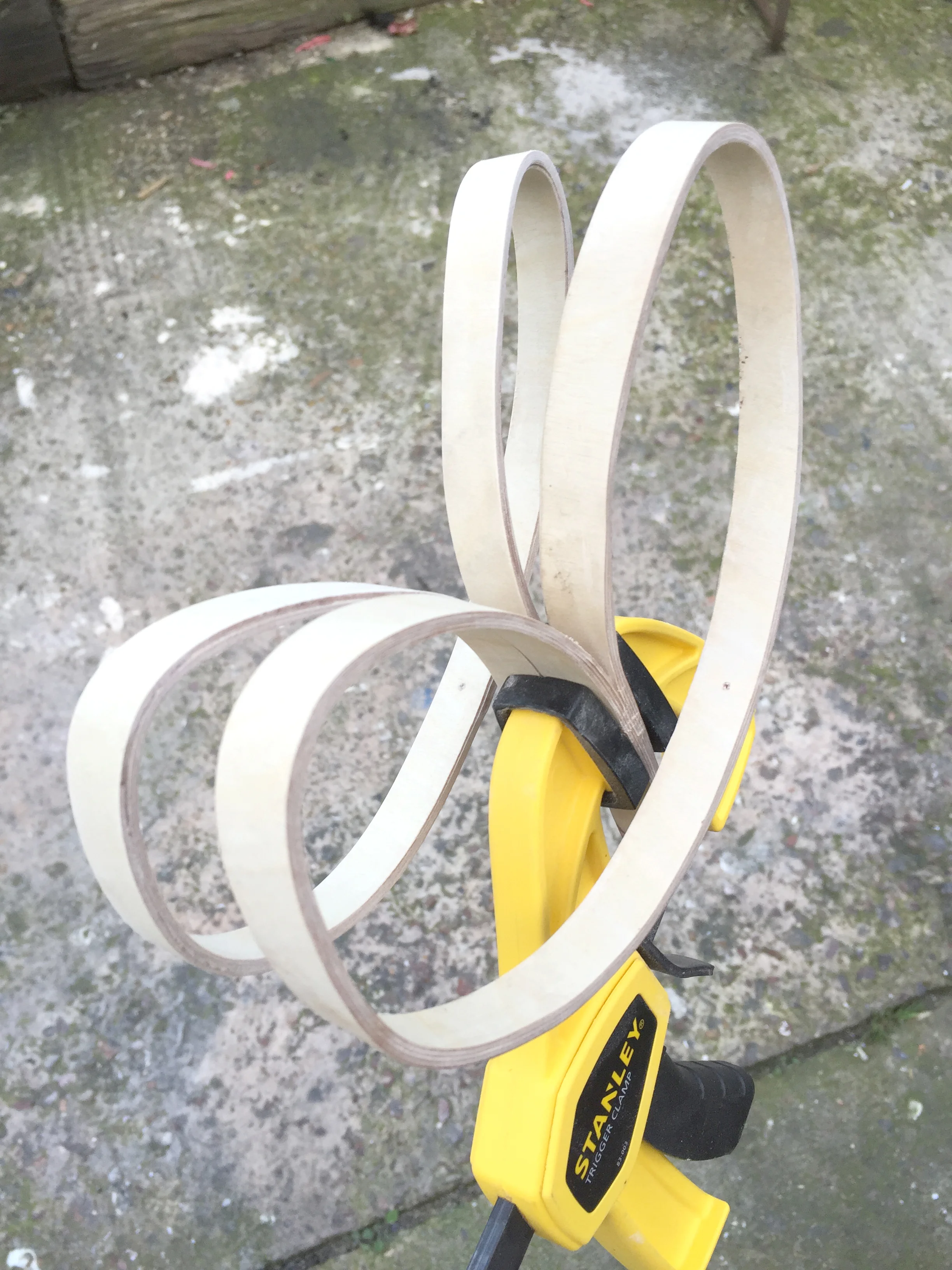 split easy chair manufacture (fifth scale model)