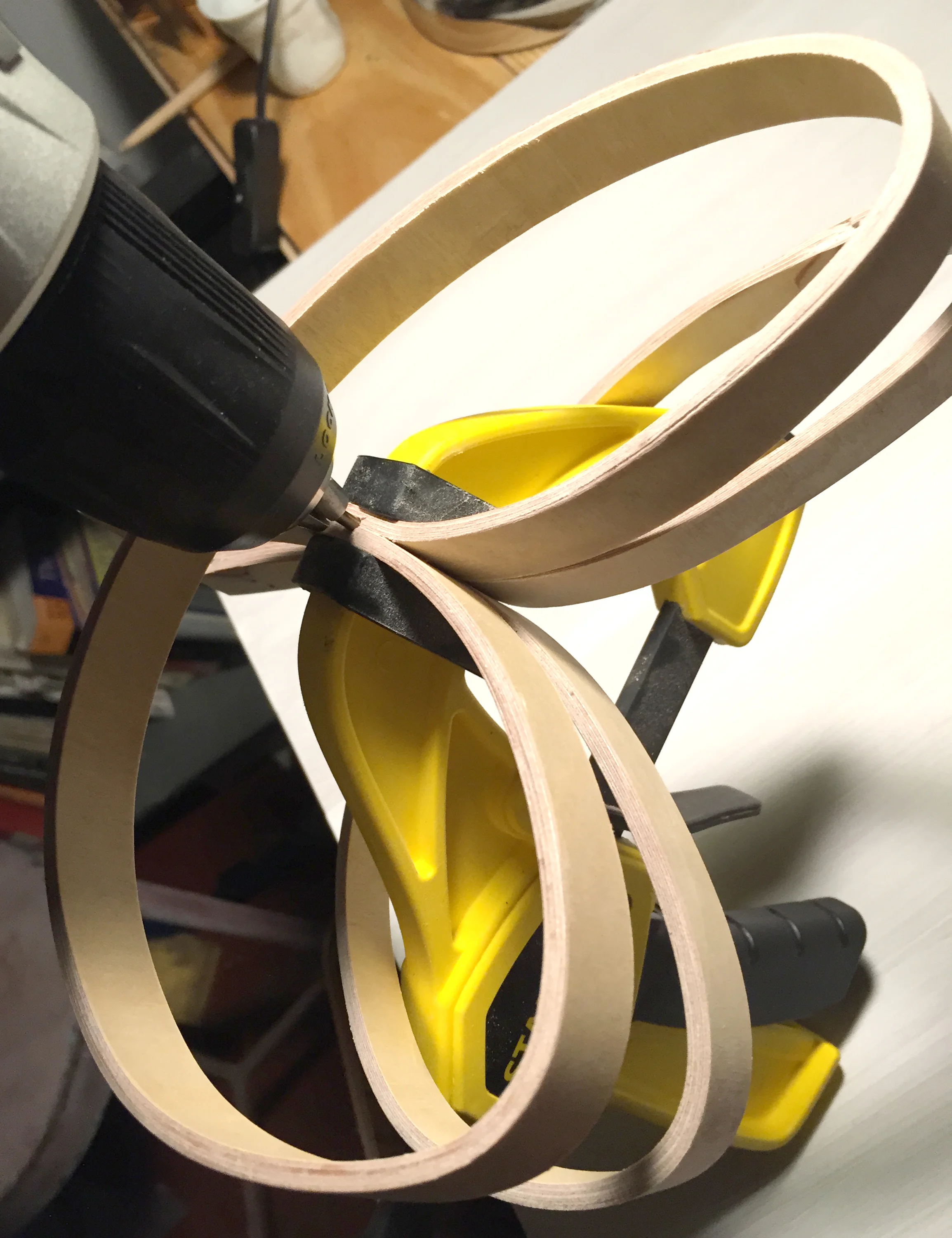 split easy chair manufacture (fifth scale model)