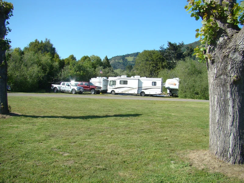 rvcamping08.jpg