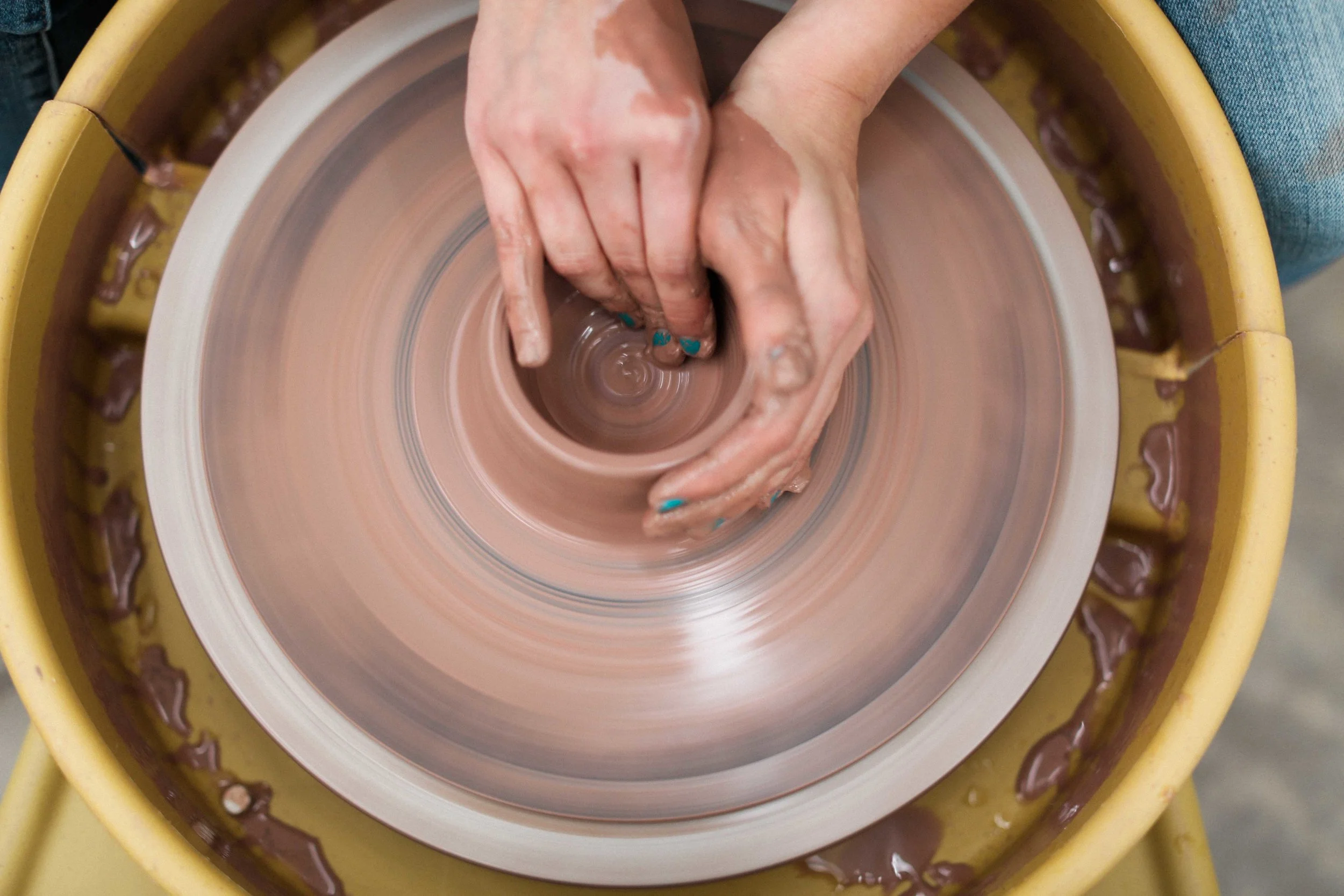 Alaina Pottery Shoot (38 of 45).jpg
