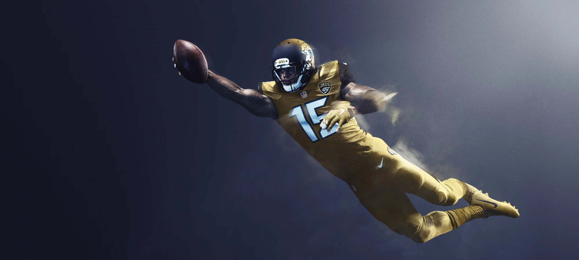 Fa16_NFB_NA_ColorRush_Action_ARobinson.jpg