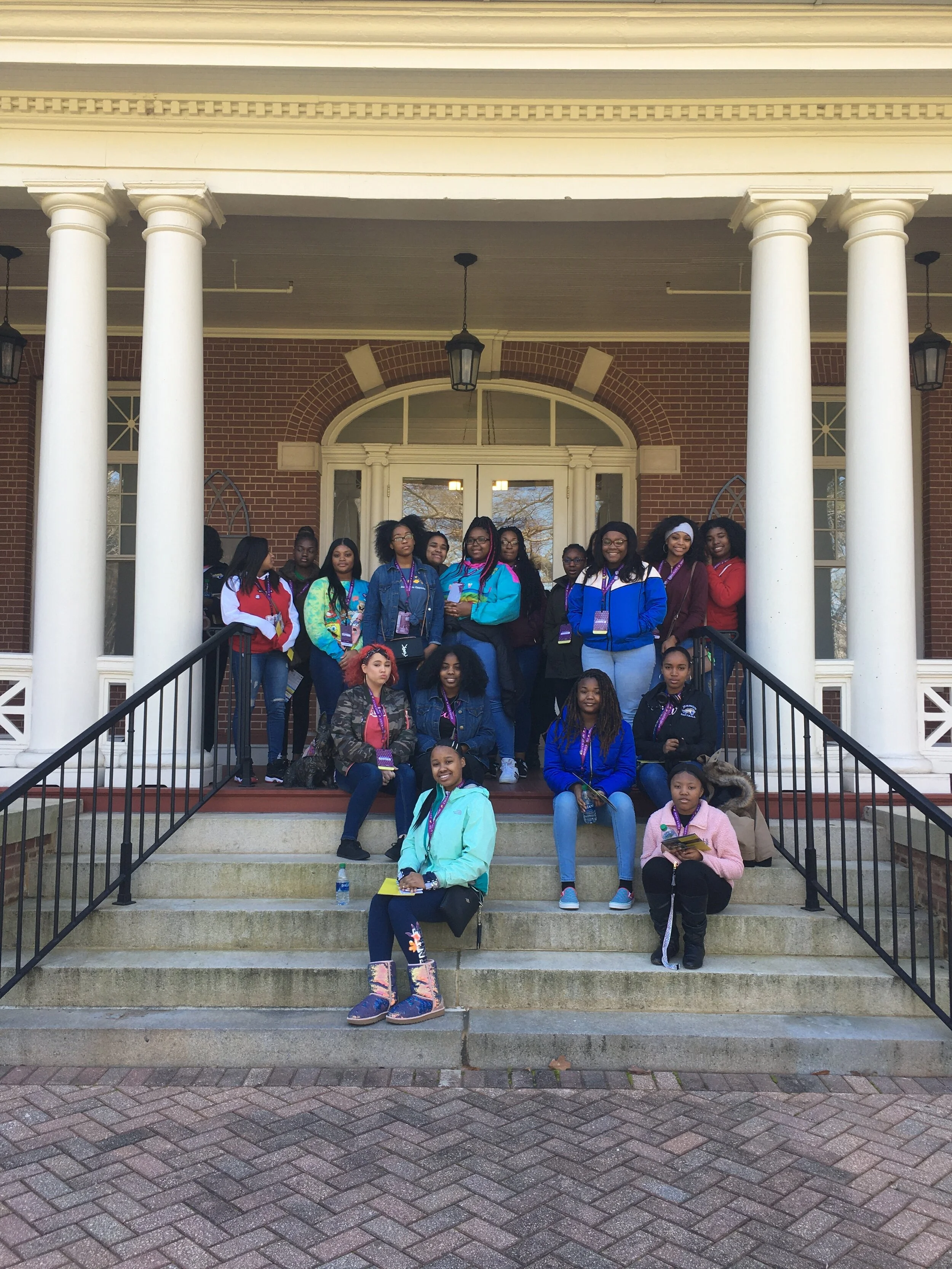 Pearls and CAP &amp; GOWN Partner for All Girls College Tour