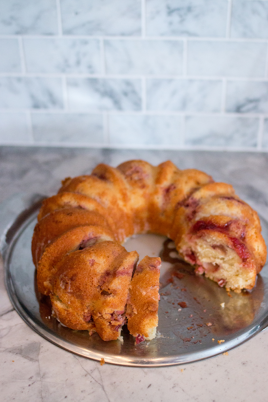 Recipes: Strawberry Lemon Bundt Cake — Every Day Parisian