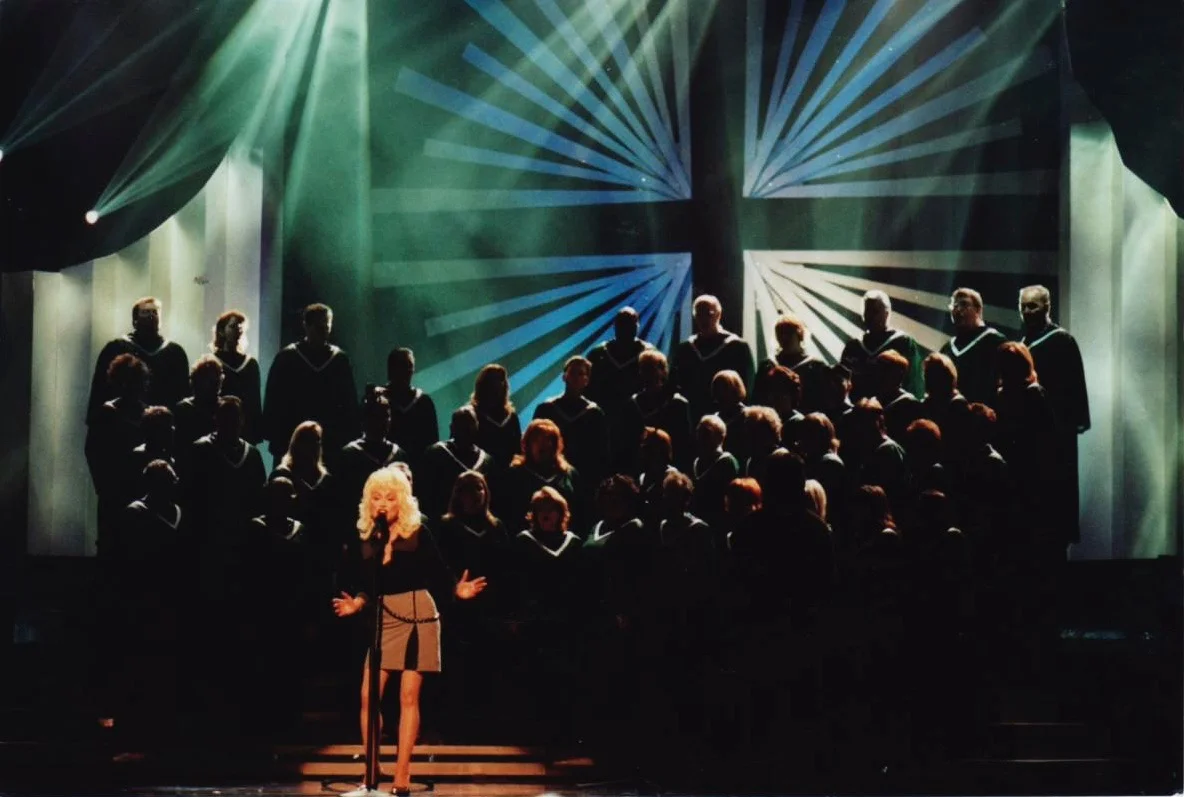 Shot of Dolly on CMA.jpg