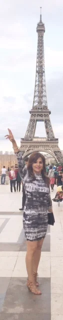 Author in front of the Eiffel tower