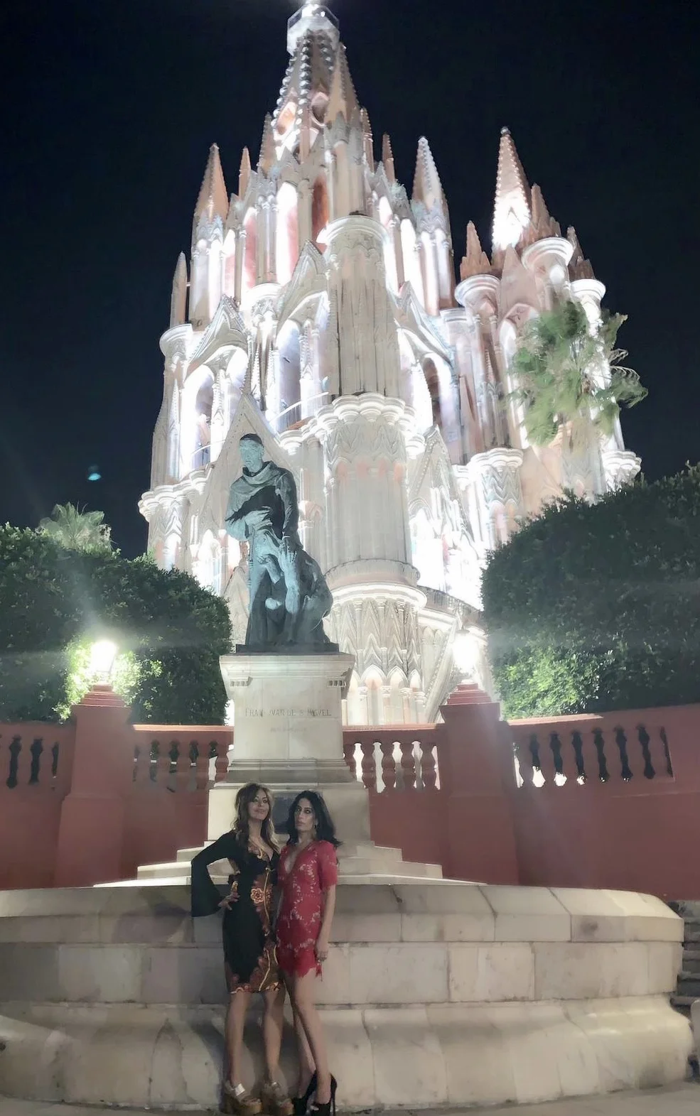 The Parroquia de San Miguel Archangel, photo courtesy, anoopjudge.com