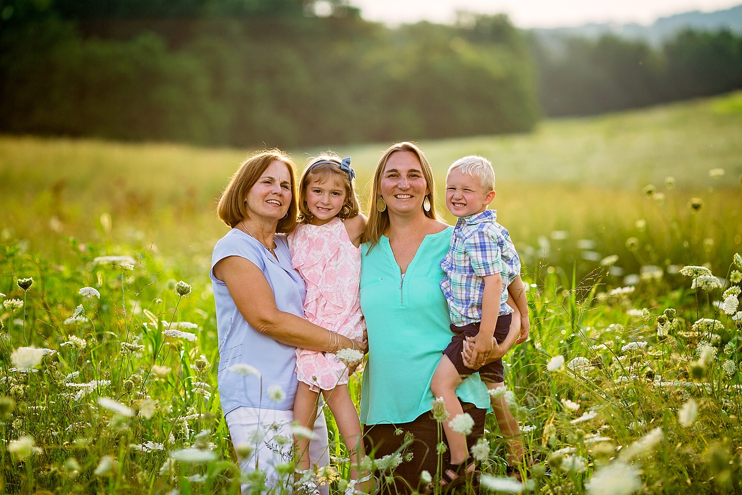 Berks County Pennsylvania Blue Marsh Lake Sunflower Field Photoshoot Photographer