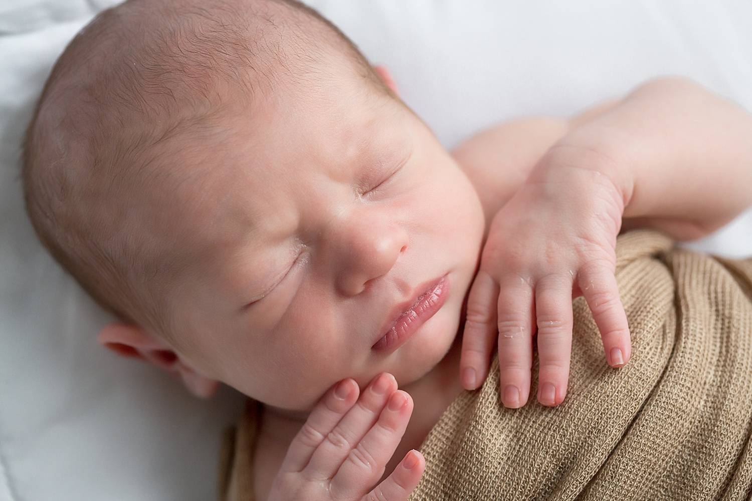 Baltimore Maryland in-home lifestyle newborn photographer