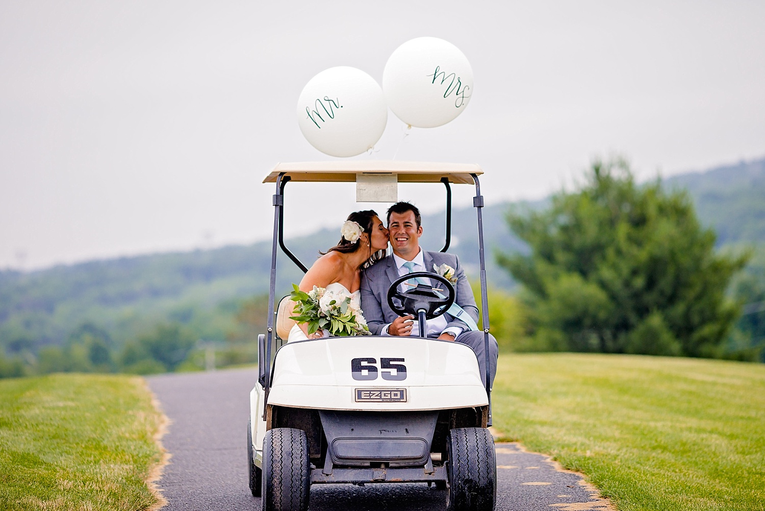 Macoby Run Golf Course Philadelphia Wedding Photographer