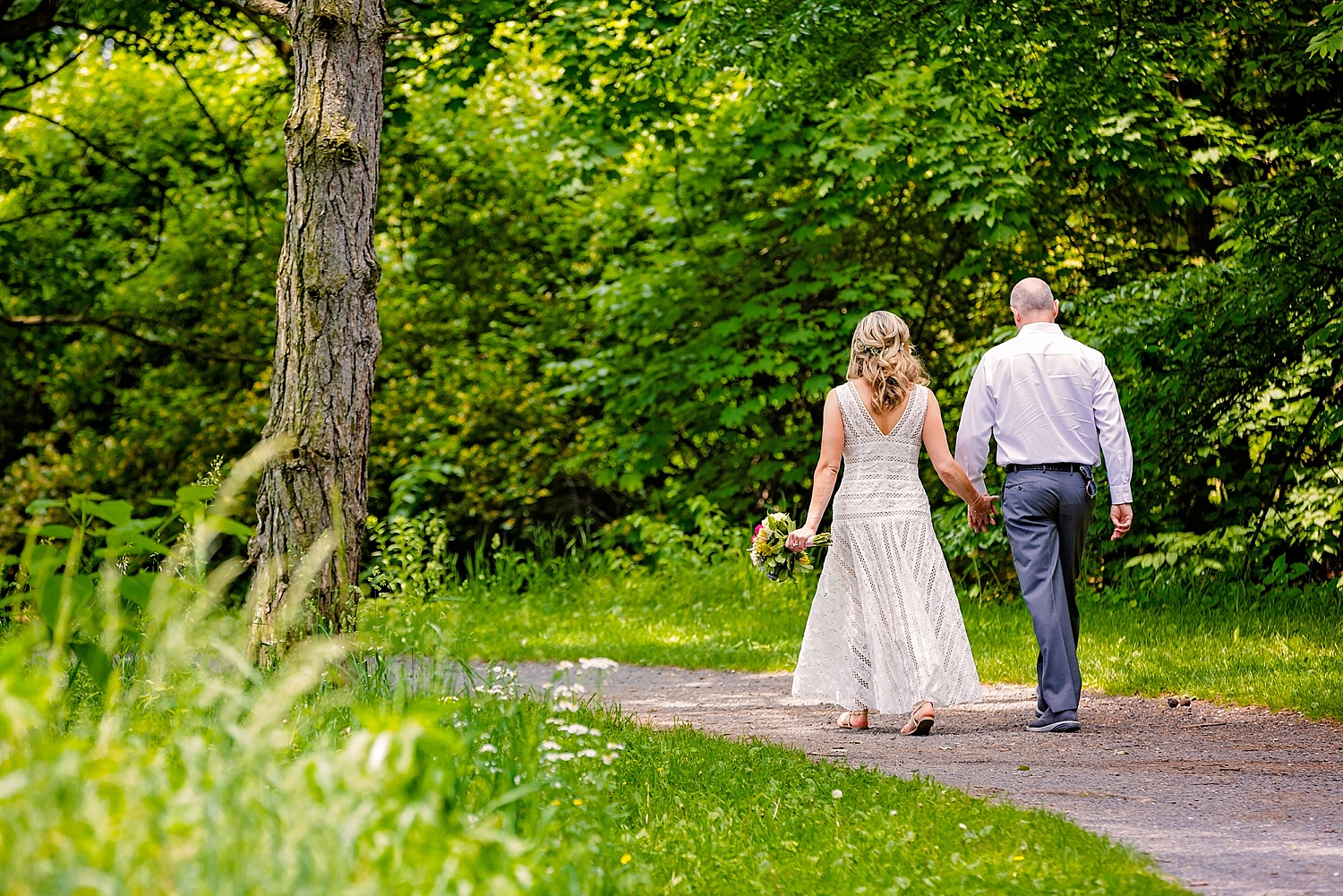 Wyomissing Park Berks County intimate summer wedding ceremony photographer