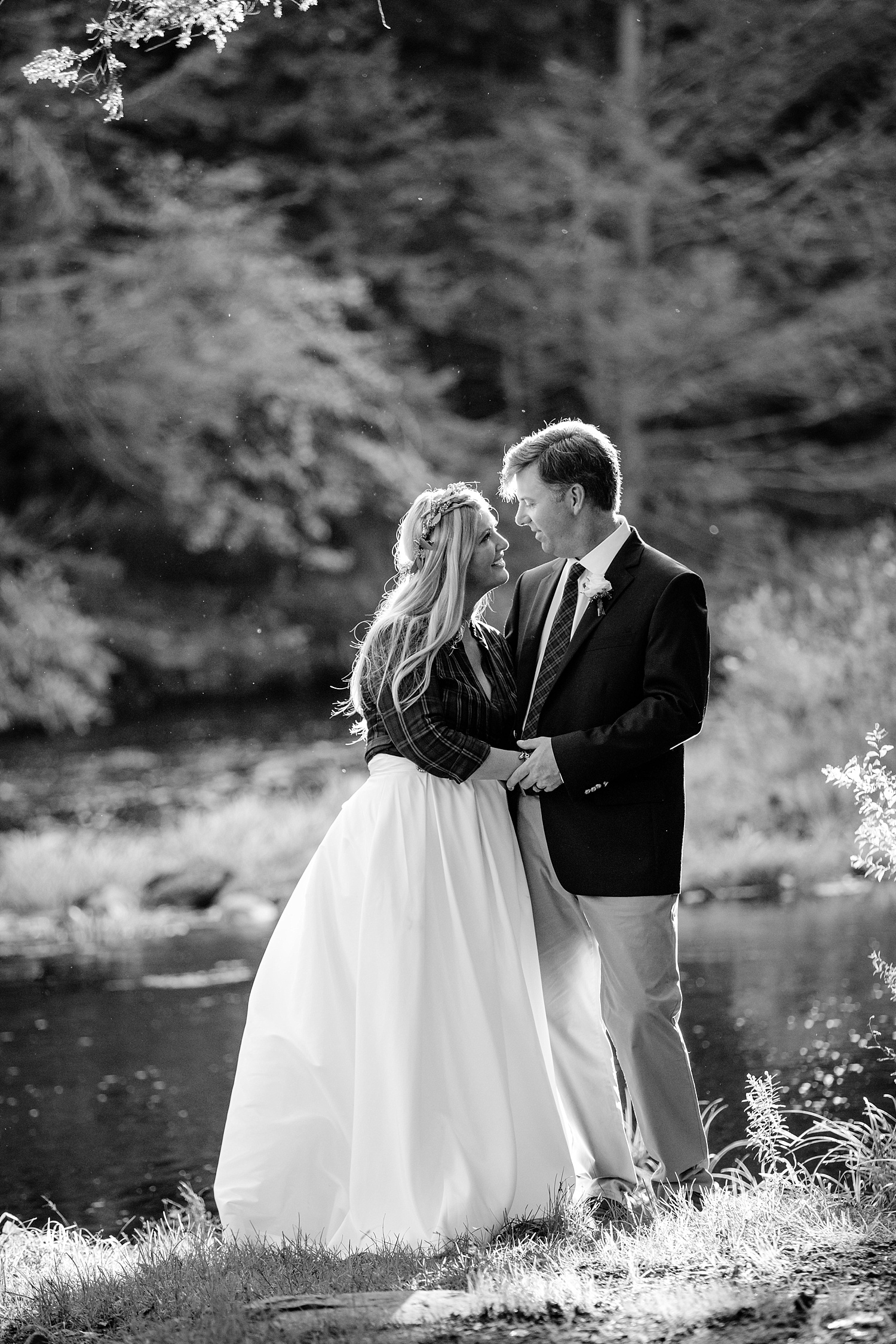 Pocono Lake Preserve rustic summer wedding Poconos photographer