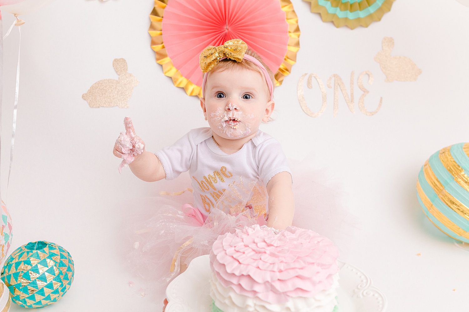 Berks County one year old cake smash portrait photoshoot Pennsylvania child photographer