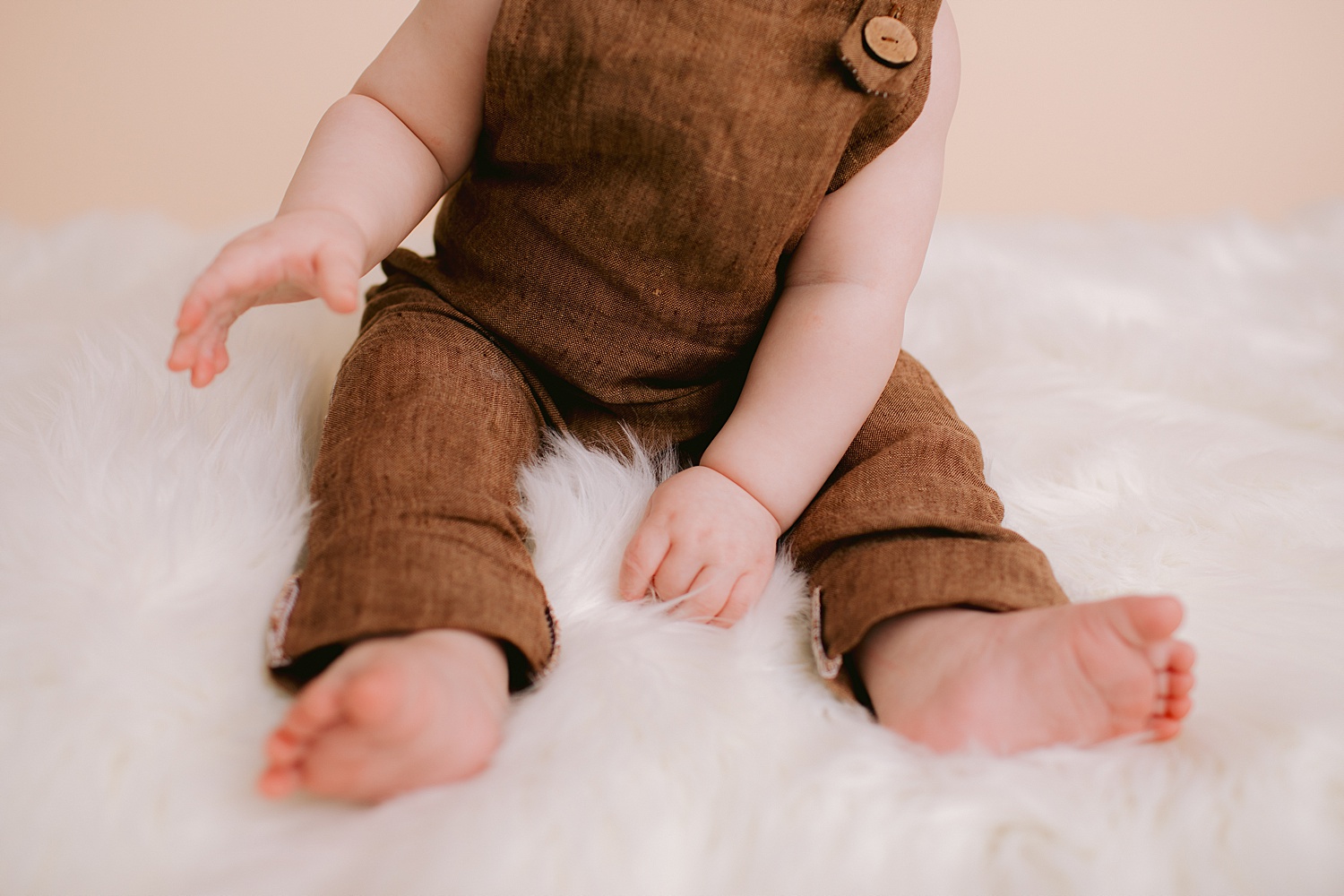 Berks County Pennsylvania children's studio portrait photographer milk bath baby