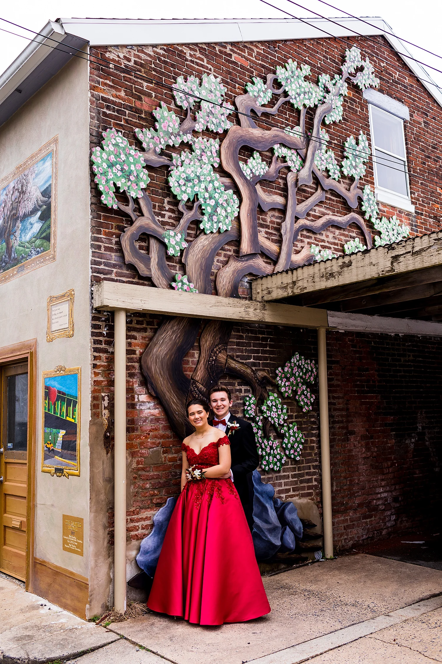 Wyomissing West Reading Pennsylvania high school prom Class of 2019 2020 senior portrait photographer murals