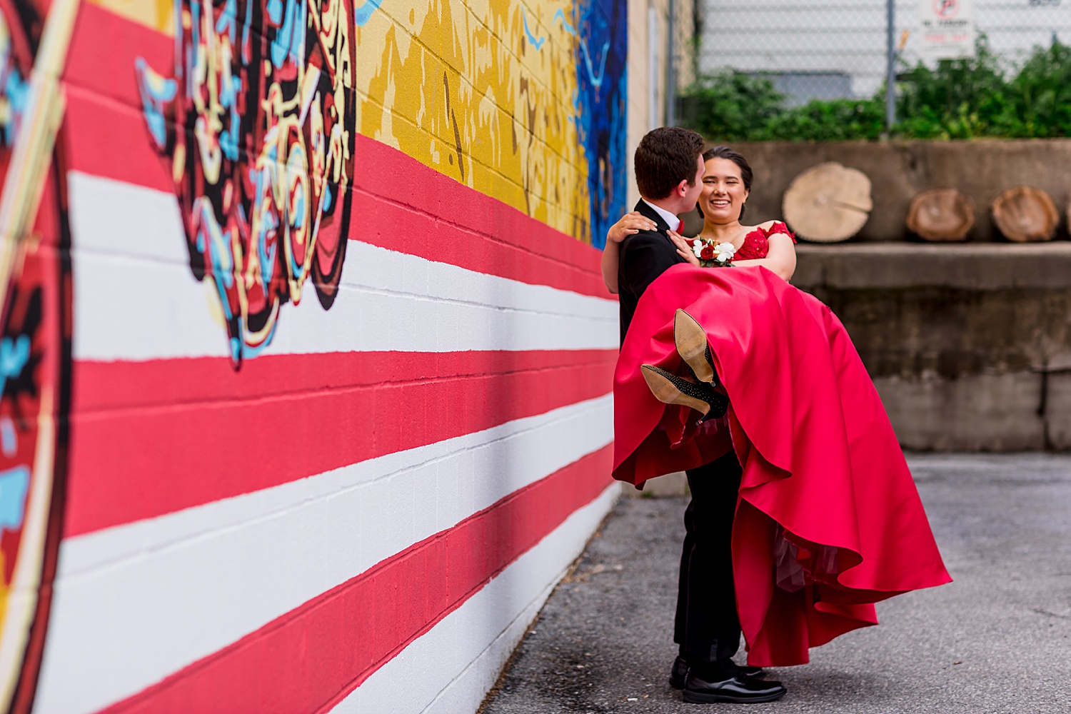 Wyomissing West Reading Pennsylvania high school prom Class of 2019 2020 senior portrait photographer murals