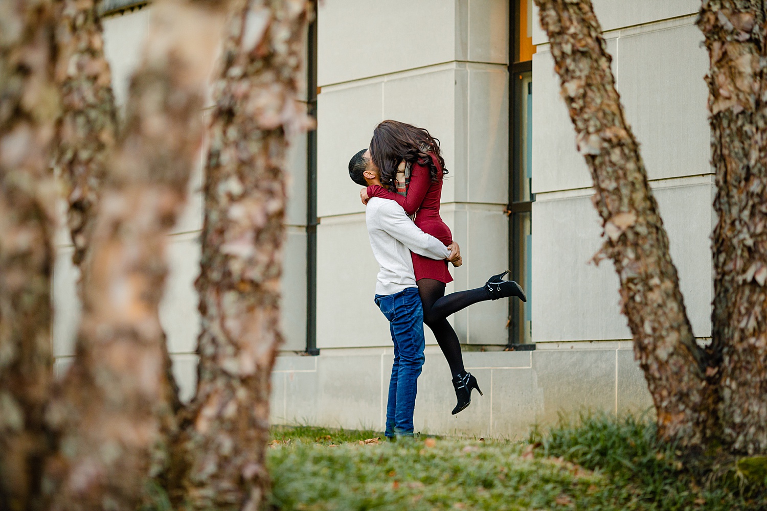 Reading Museum Berks County Wyomissing Pennsylvania engagement session photoshoot portrait wedding photographer fall