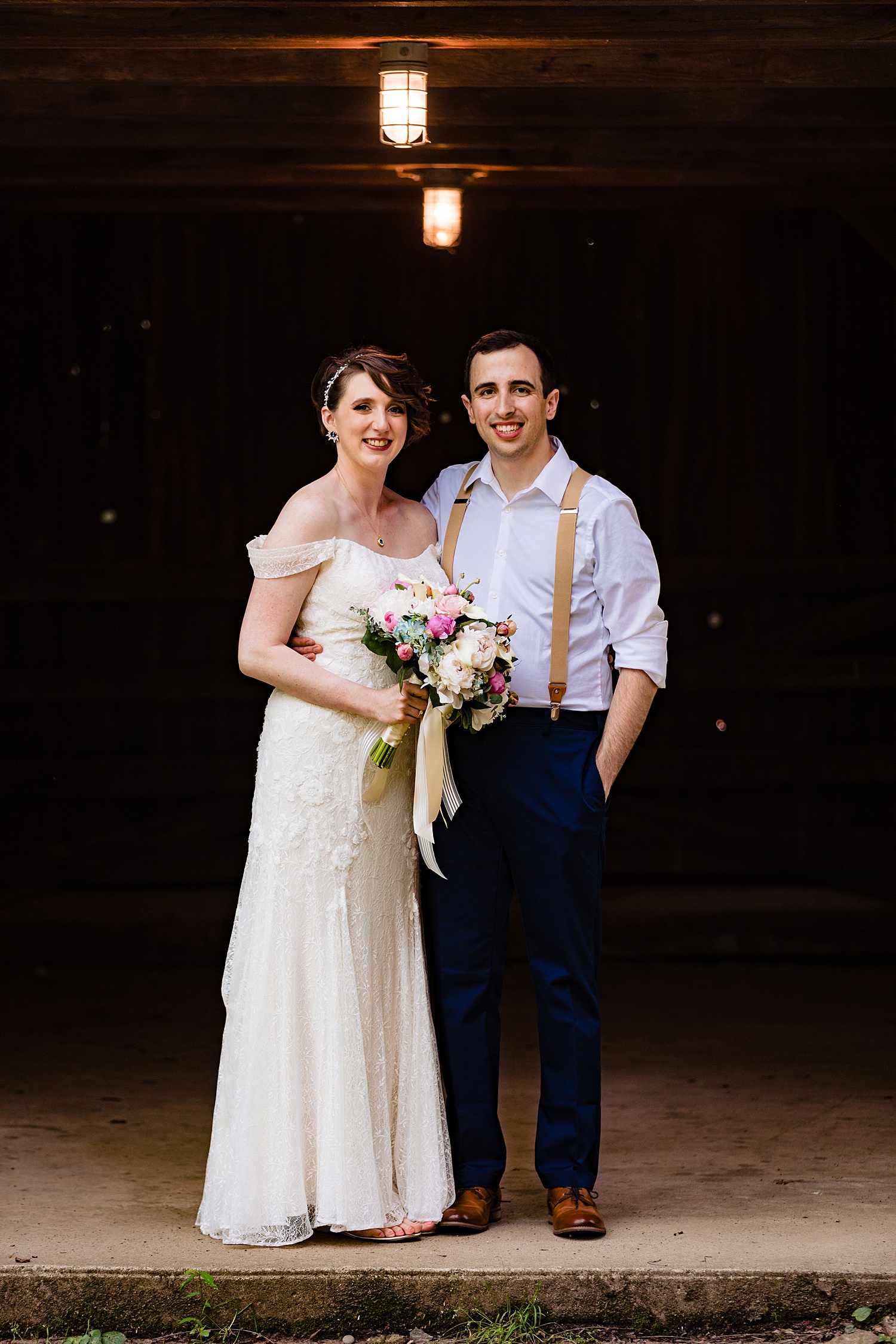 summer Tinicum Park Bucks County barn wedding photographer