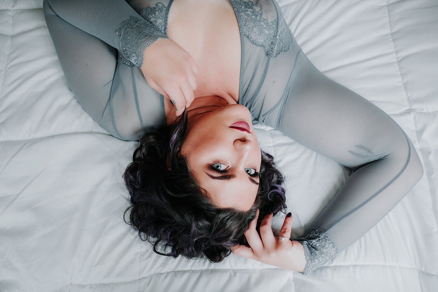 Philadelphia Pennsylvania mansion boudoir photographer curvy plus-sized model