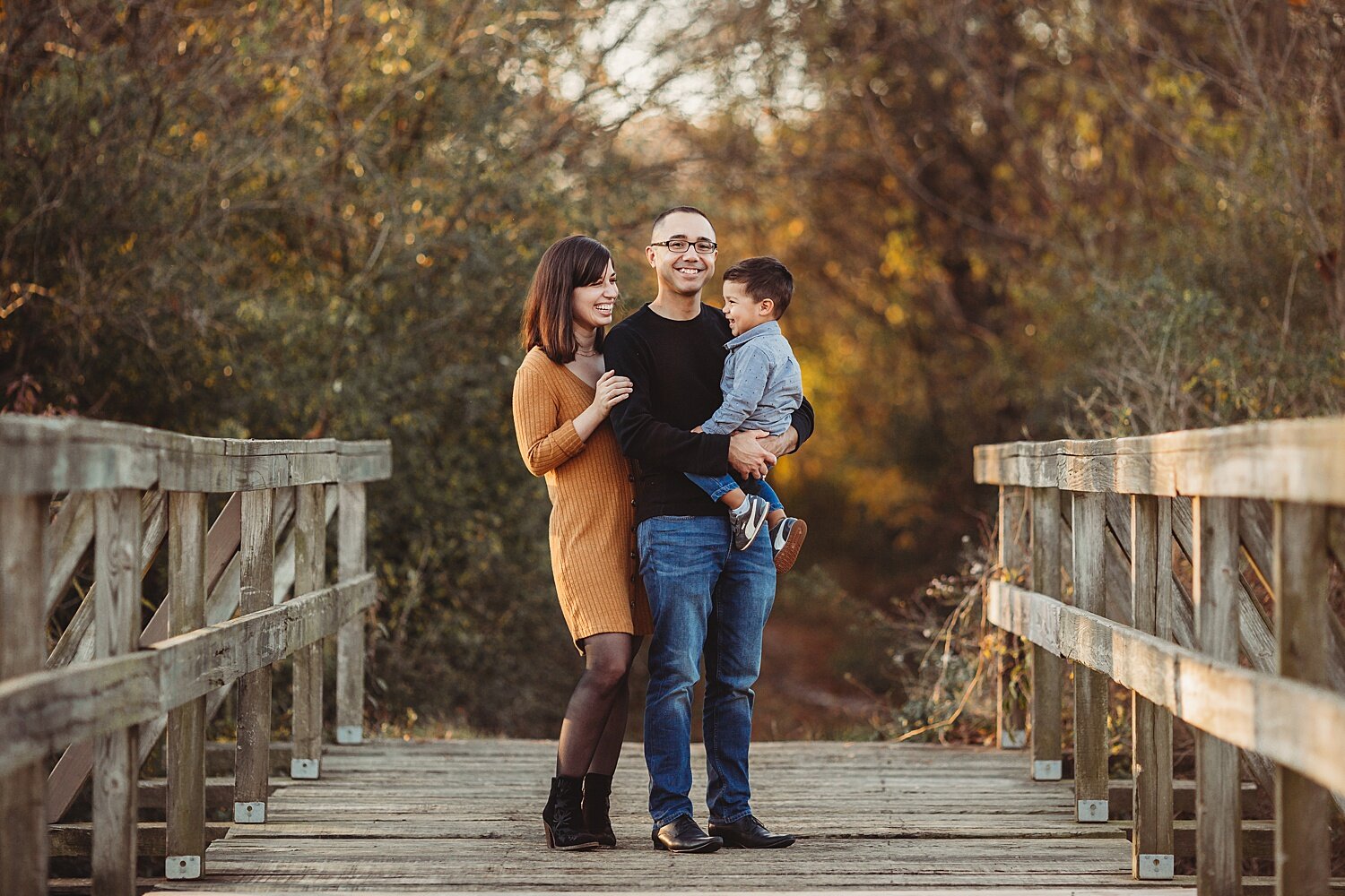 Blue Marsh Lake fall family portrait session Berks County Pennsylvania photographer