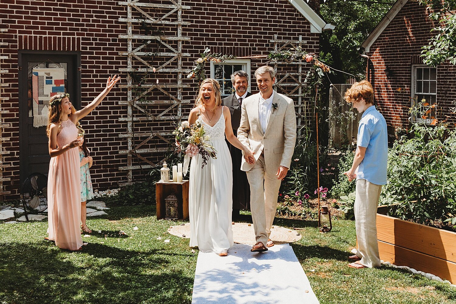 Wyomissing Berks County Pennsylvania intimate summer backyard Covid wedding photographer