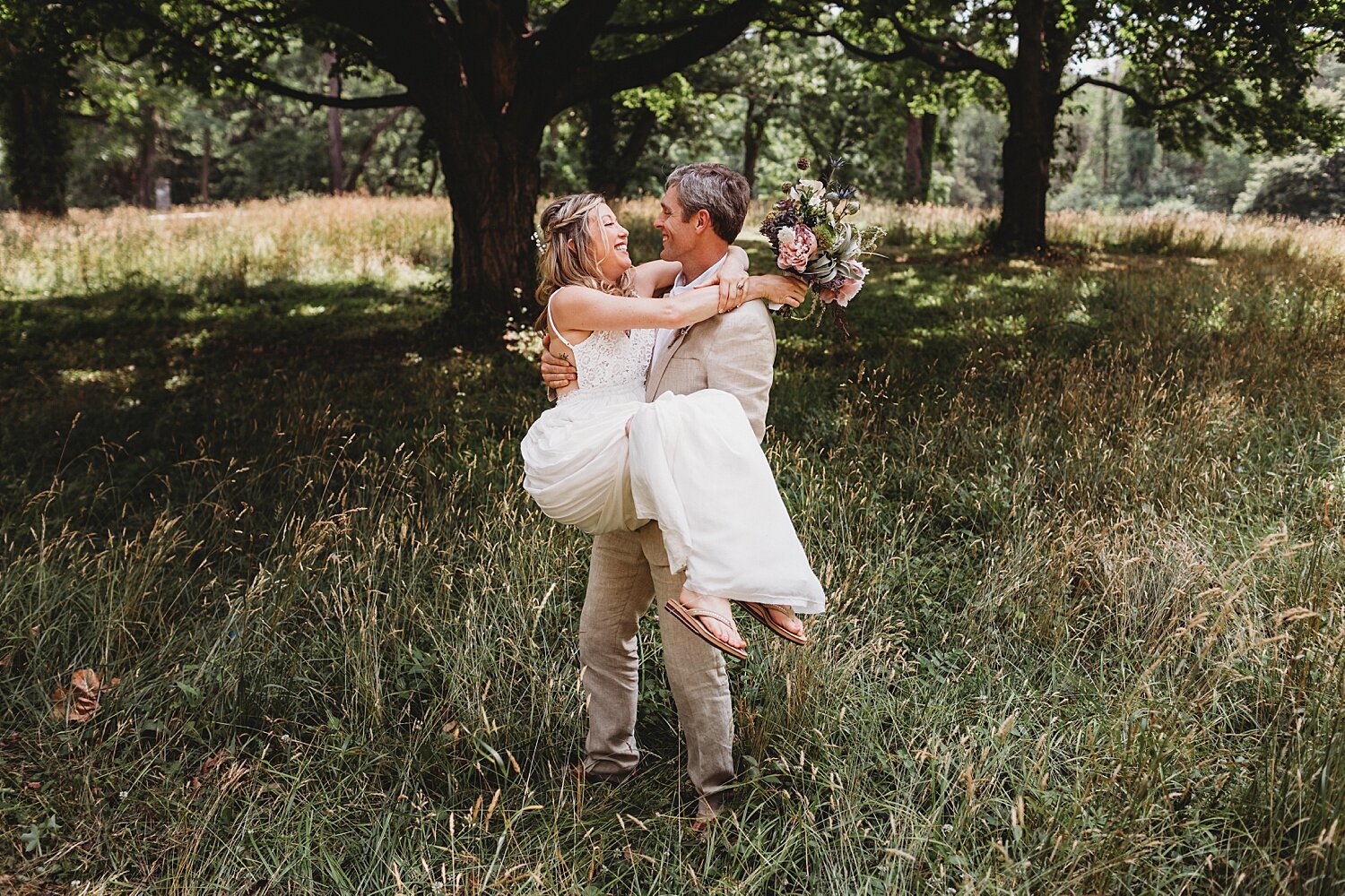 Wyomissing Park Berks County Pennsylvania intimate summer backyard Covid wedding photographer