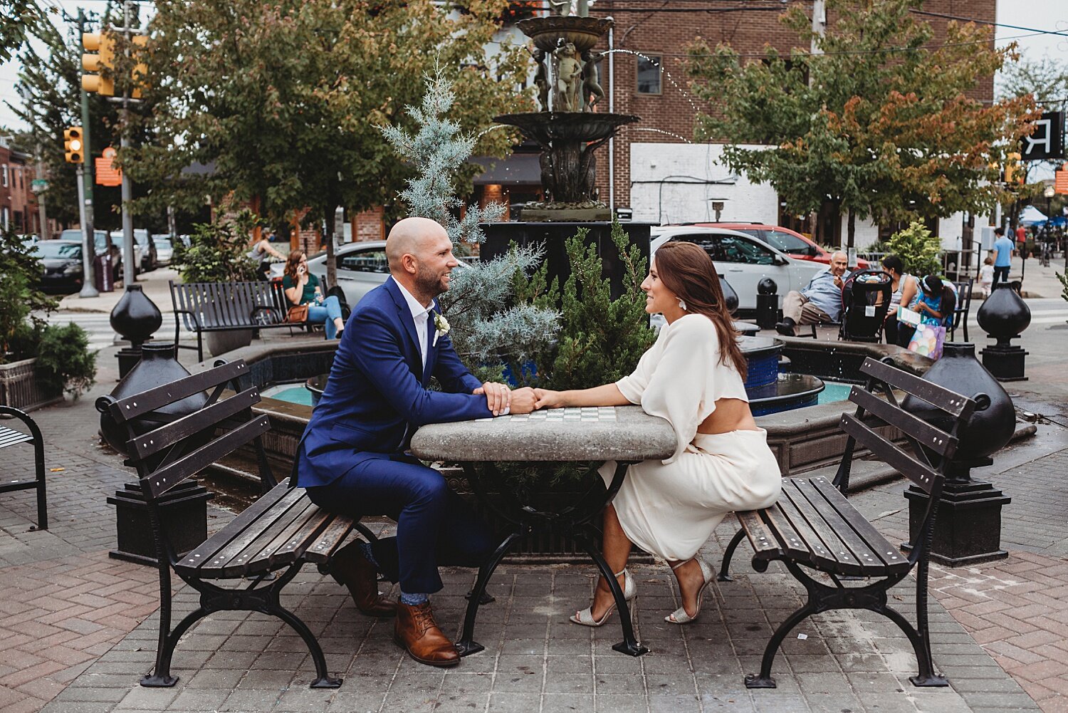 Philadelphia micro wedding elopement photographer the singing fountain