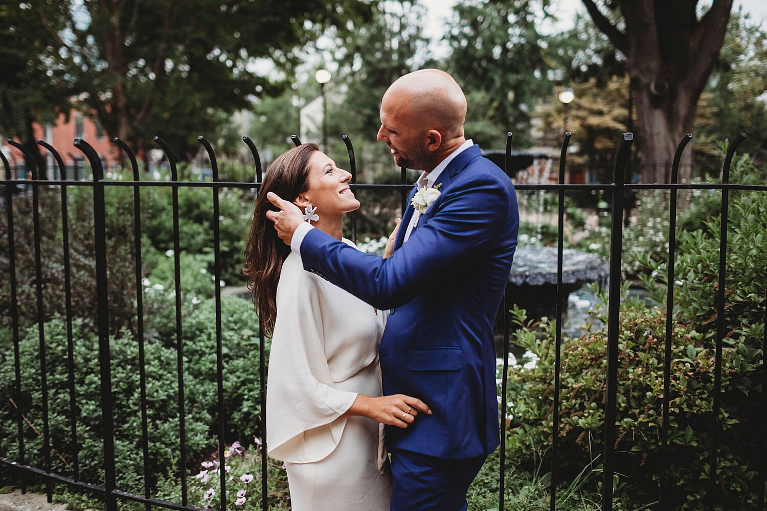 Philadelphia micro wedding elopement photographer Fitler Square