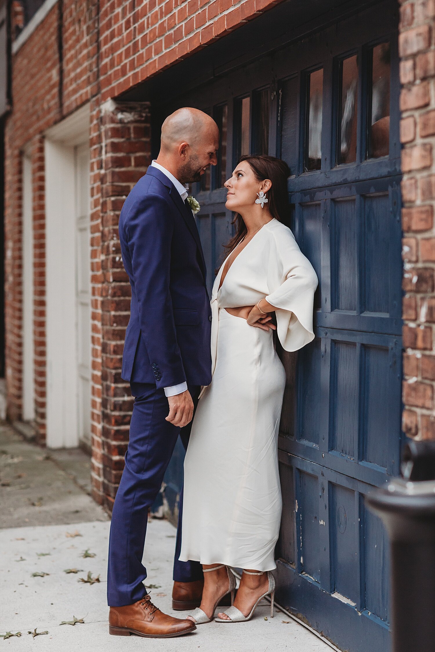 Philadelphia micro wedding elopement photographer Panama Street