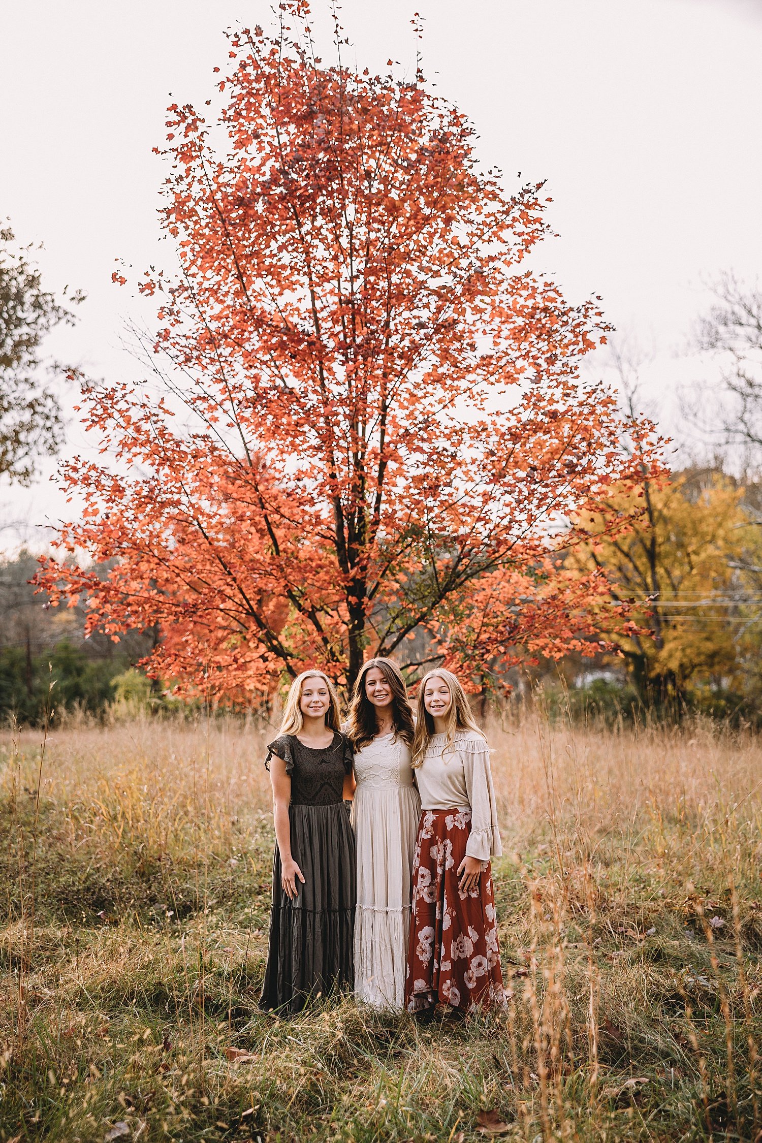 Wyomissing Berks County Pennsylvania outdoor fall family portrait photographer photoshoot twins sisters