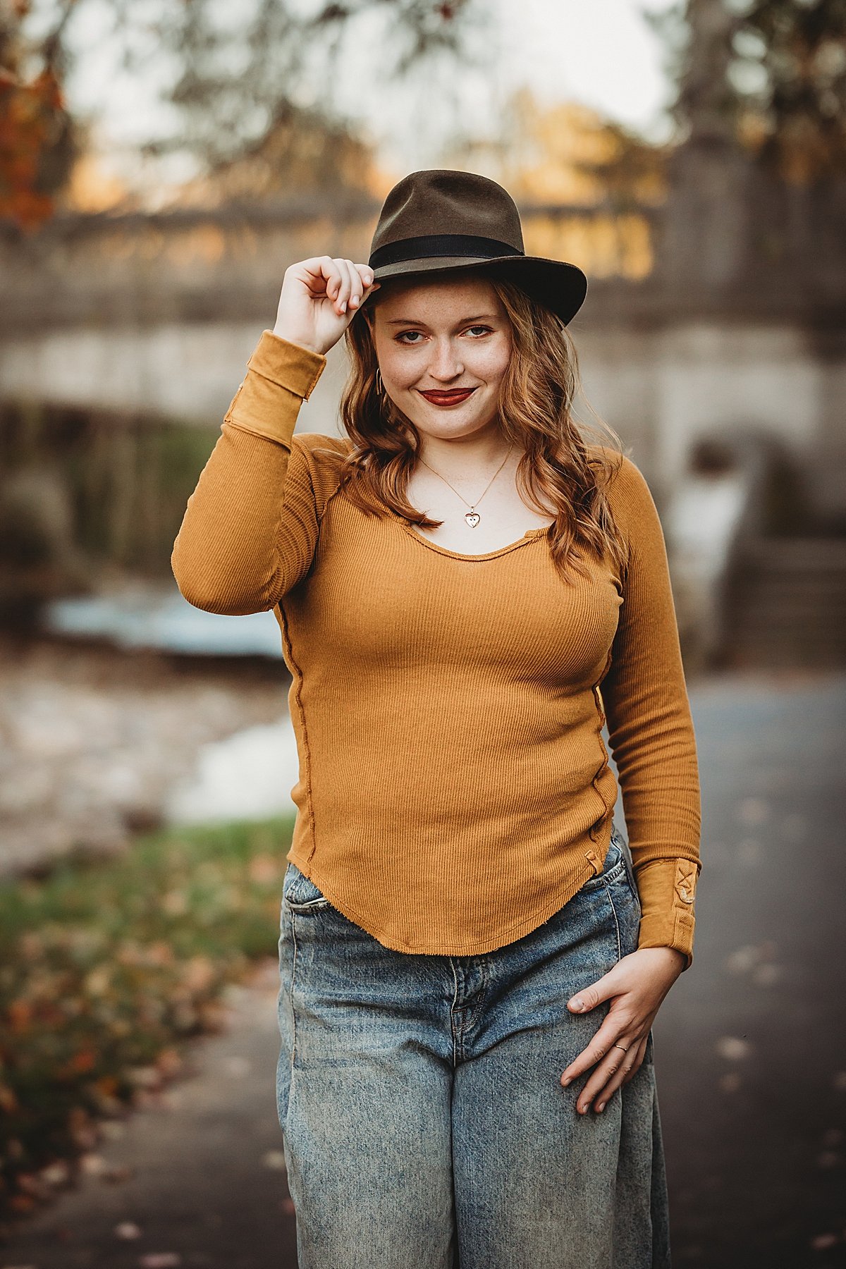 Reading Public Museum Wyomissing Berks County Pennsylvania High School Senior Portrait Photographer Session Wilson