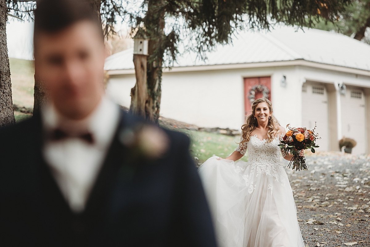 The Grove at Kempton rustic bohemian boho fall wedding Pennsylvania photographer