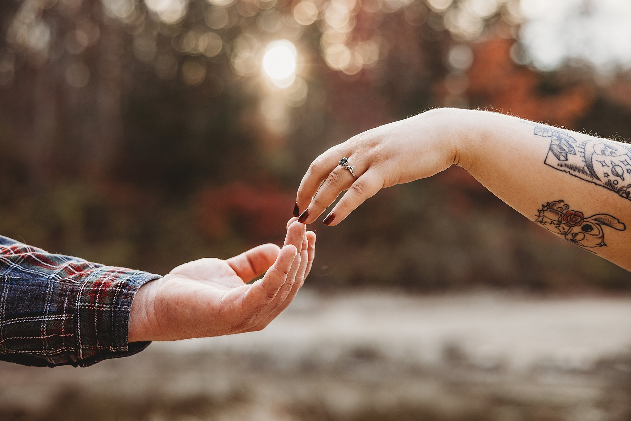 Blue Marsh Lake artistic artsy golden hour tattooed hands arms ring portrait engagement photographer session photoshoot fall Pennsylvania