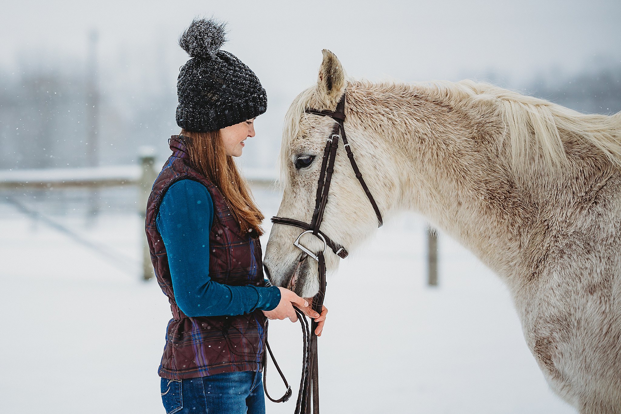 snowy winter senior graduate portrait photographer Lancaster Pennsylvania equine horse