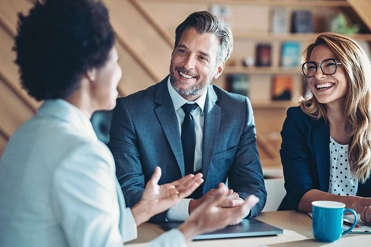 Maximize Returns, Minimize Risk: The Value of Investment Professionals