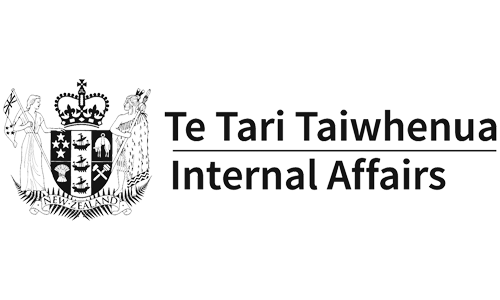 Te Tari Taiwhenua_BW-transp.png
