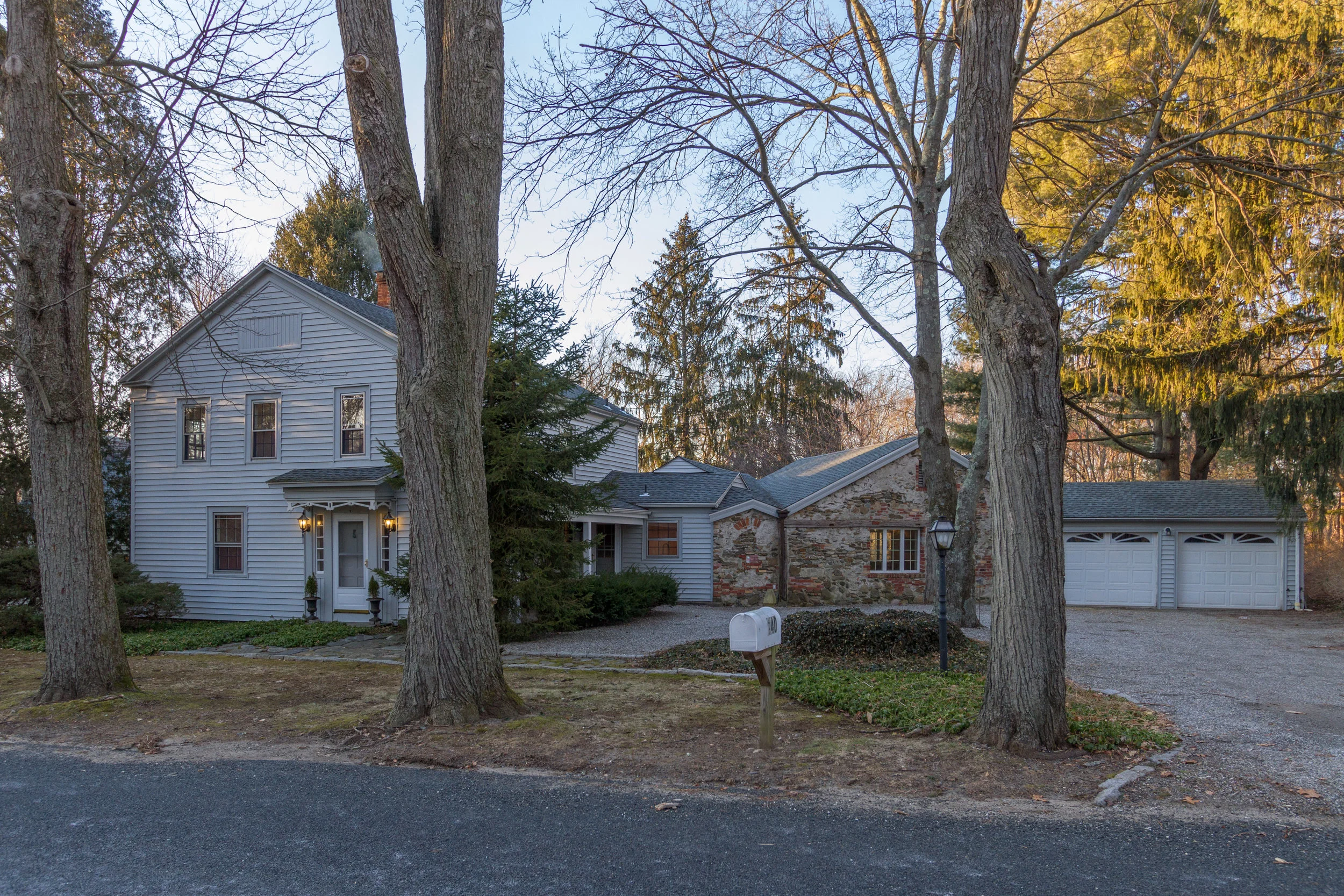 140 Banks Rd -02.jpg