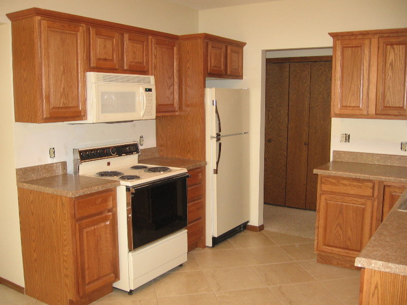 Unit 2 Kitchen.JPG