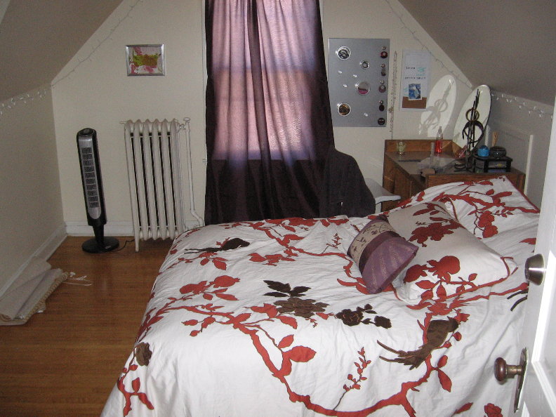 Bedroom #3 2.JPG