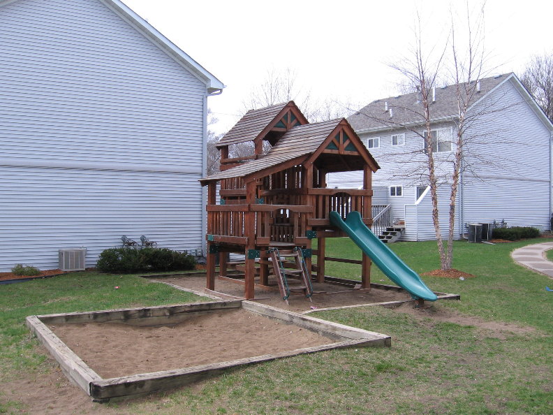 Play Area.JPG